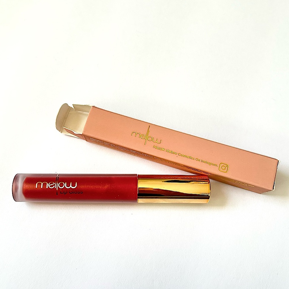 🩷BRAND NEW MELLOW LIQUID LIP PAINT GLOSS LIPSTICK RED PARIS